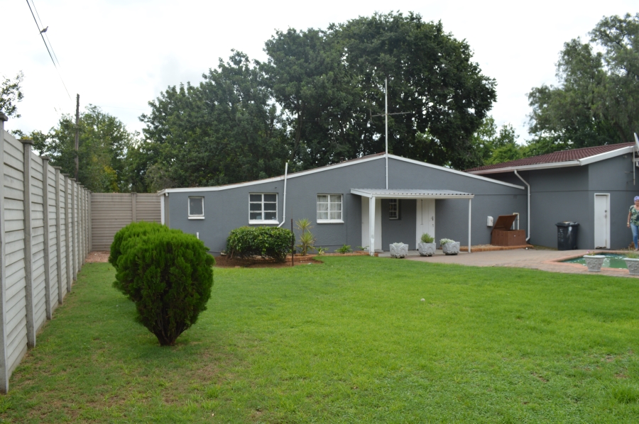 4 Bedroom Property for Sale in Sasolburg Ext 4 Free State